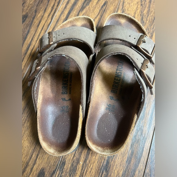 Birkenstock Arizona Sandals - Picture 6 of 8